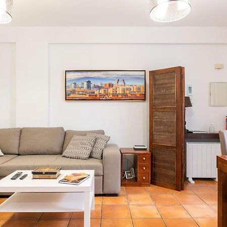 Acogedor Piso En Madrid De Dos Habitaciones Kültér fotó