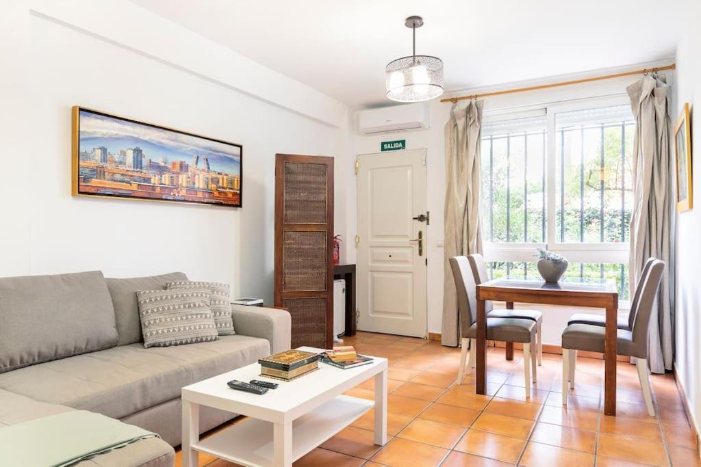 Acogedor Piso En Madrid De Dos Habitaciones Kültér fotó