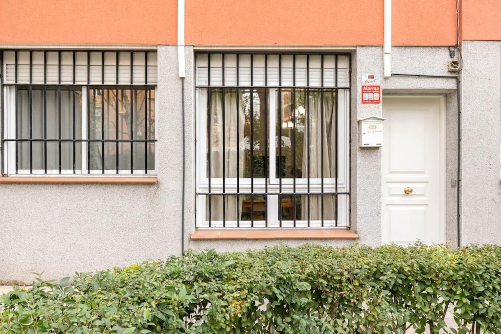 Acogedor Piso En Madrid De Dos Habitaciones Kültér fotó